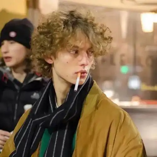 6686体育金牌作者笑眼迷人