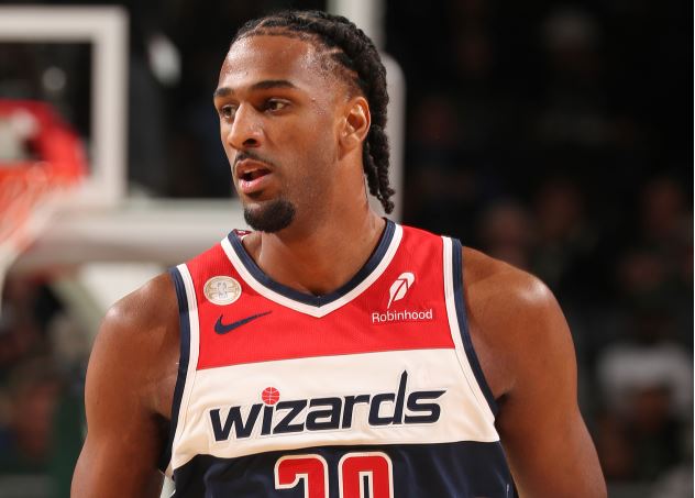 พยายามอย่างเต็มที่! ซาร์ทำ 25 แต้มจาก 10 จาก 15 ช็อต และ 11 รีบาวด์