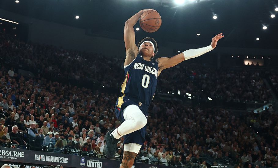 เฟลส์มีส่วนในการสกัดกั้น 8 ครั้งในเกมเดียว สร้างสถิติใหม่ของ NBA สำหรับผู้เล่นอายุน้อย