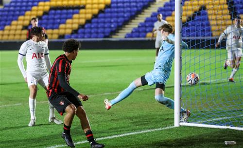 เอเอฟซี บอร์นมัธ พบ เวสต์บรอมวิช