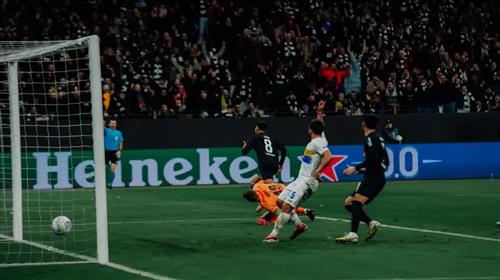 ไอน์ทรัค แฟร้งค์เฟิร์ต vs แซงต์-กิลิอุส