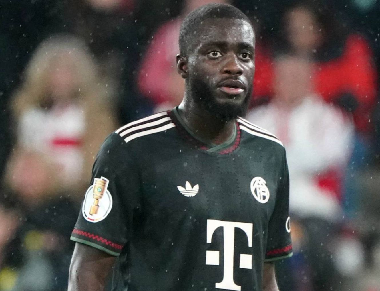 Bild: ข่าวที่ยูปาและเรอัล มาดริดบรรลุข้อตกลงไม่เป็นความจริง บาเยิร์นยังอยู่ระหว่างการเจรจาต่อสัญญา