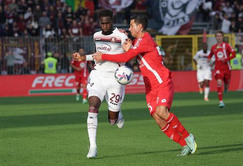 ซาแลร์นิตาน่า vs มอนซ่า