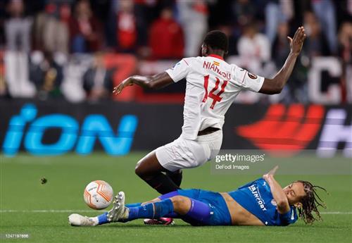 เซบีญ่า vs พีเอสวี ไอนด์โฮเฟ่น